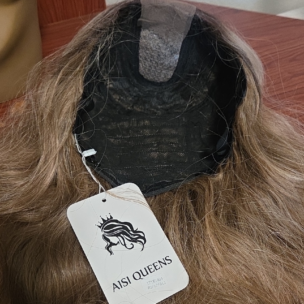 Luxurious Brown Ombre Wig - Picture 5 of 5